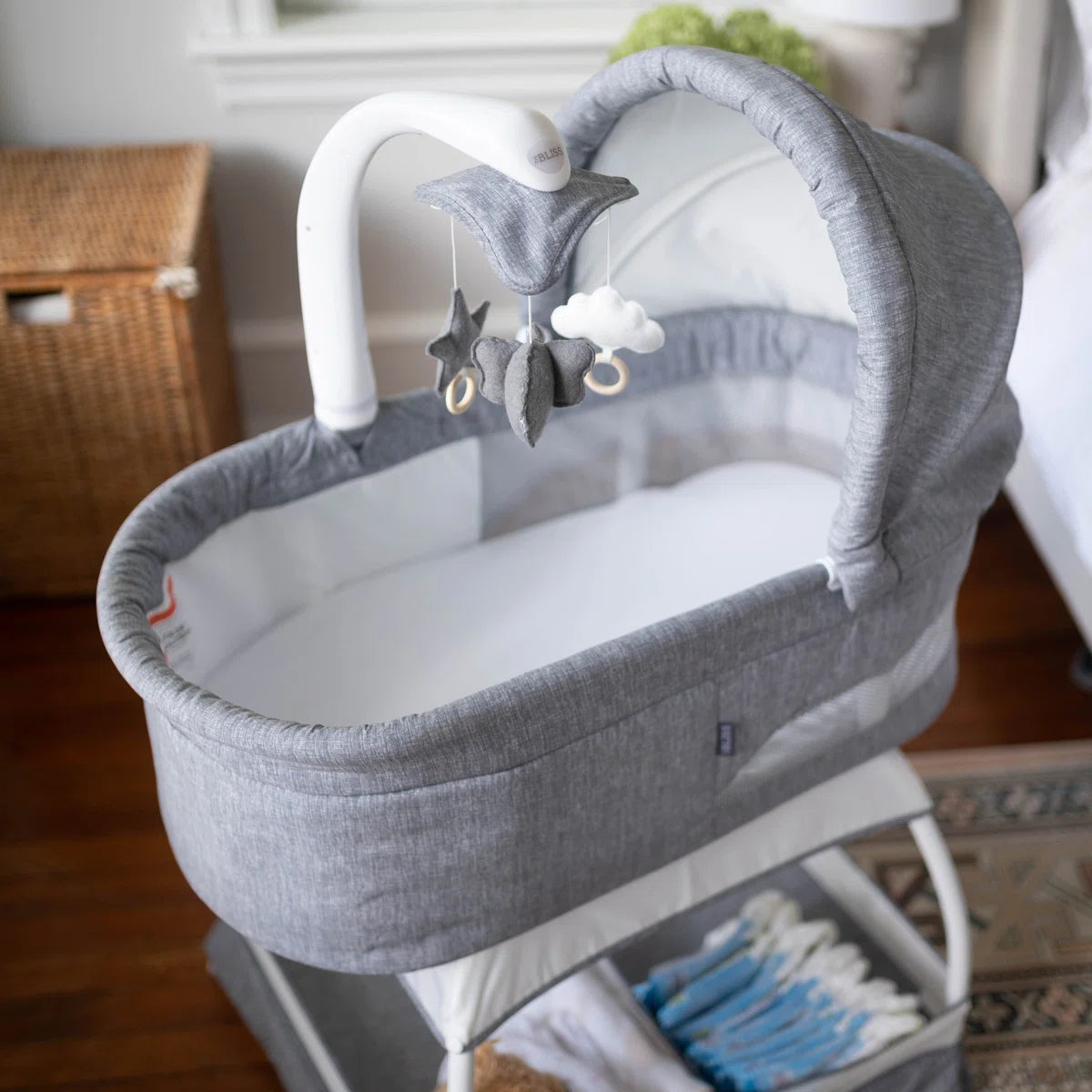 Sweetli Nurture Bassinet